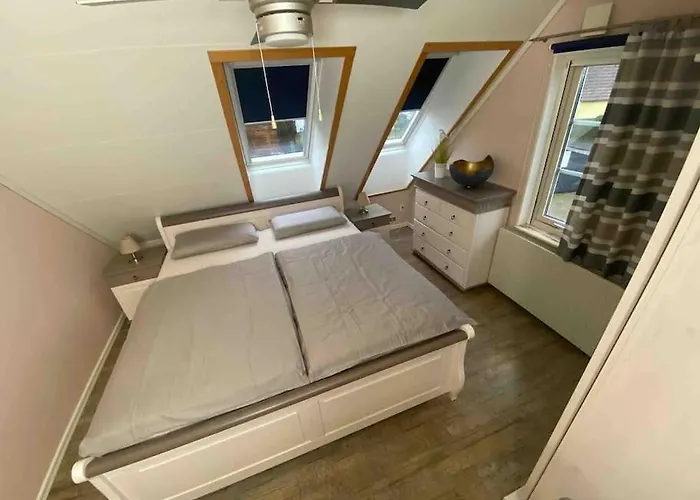 Charmantes Luett Eckhus Feriehus *