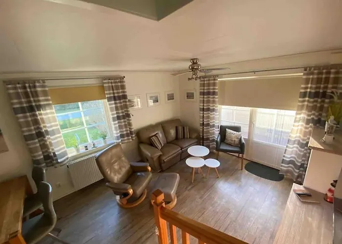 Charmantes Luett Eckhus Feriehus *